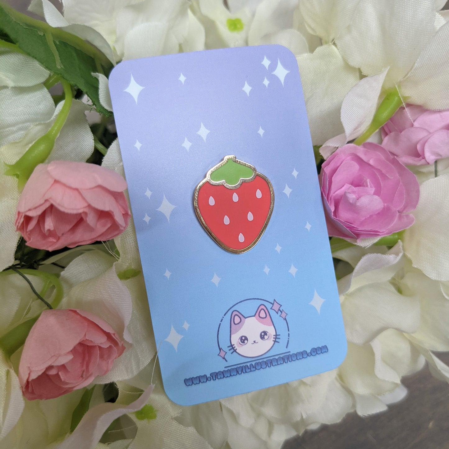 1" Cute Strawberry Filler Enamel Pin